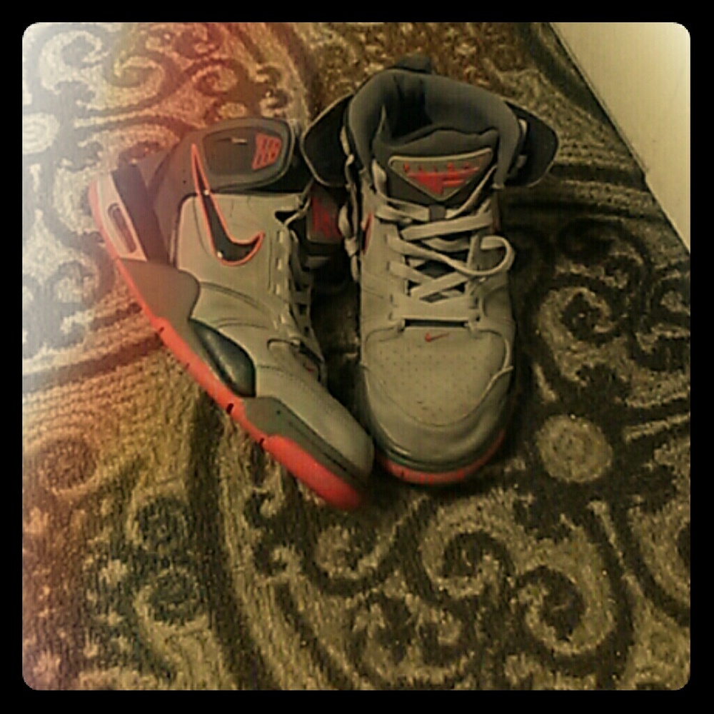 Nike flights
